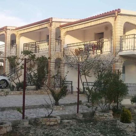 Apartmani Samanta Vir Exterior foto