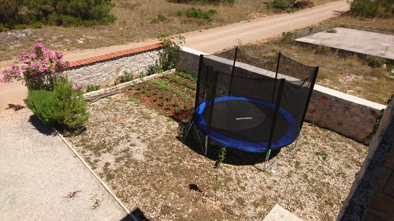 Apartmani Samanta Vir Exterior foto